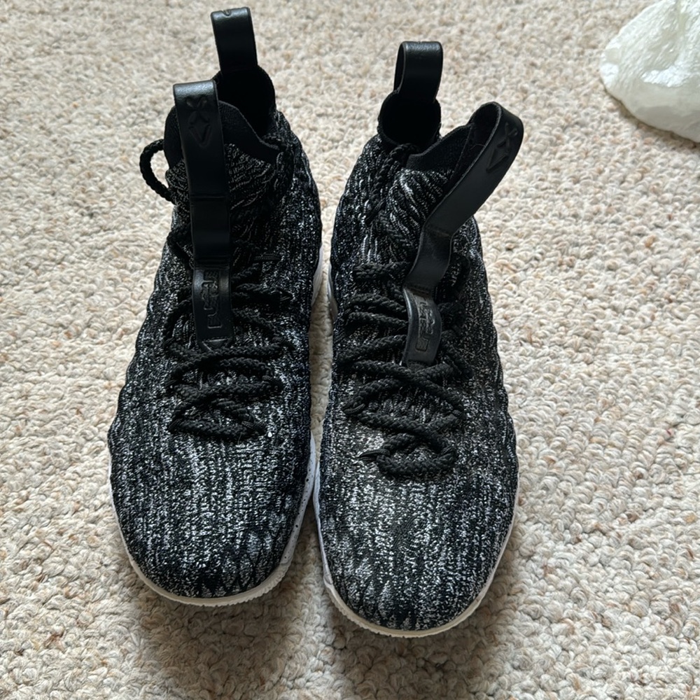 Nike Lebron 15 Ashes